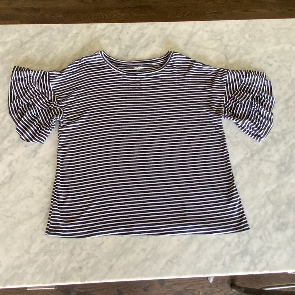 Navy and White Ruffle Edge Tshirt - Size SM